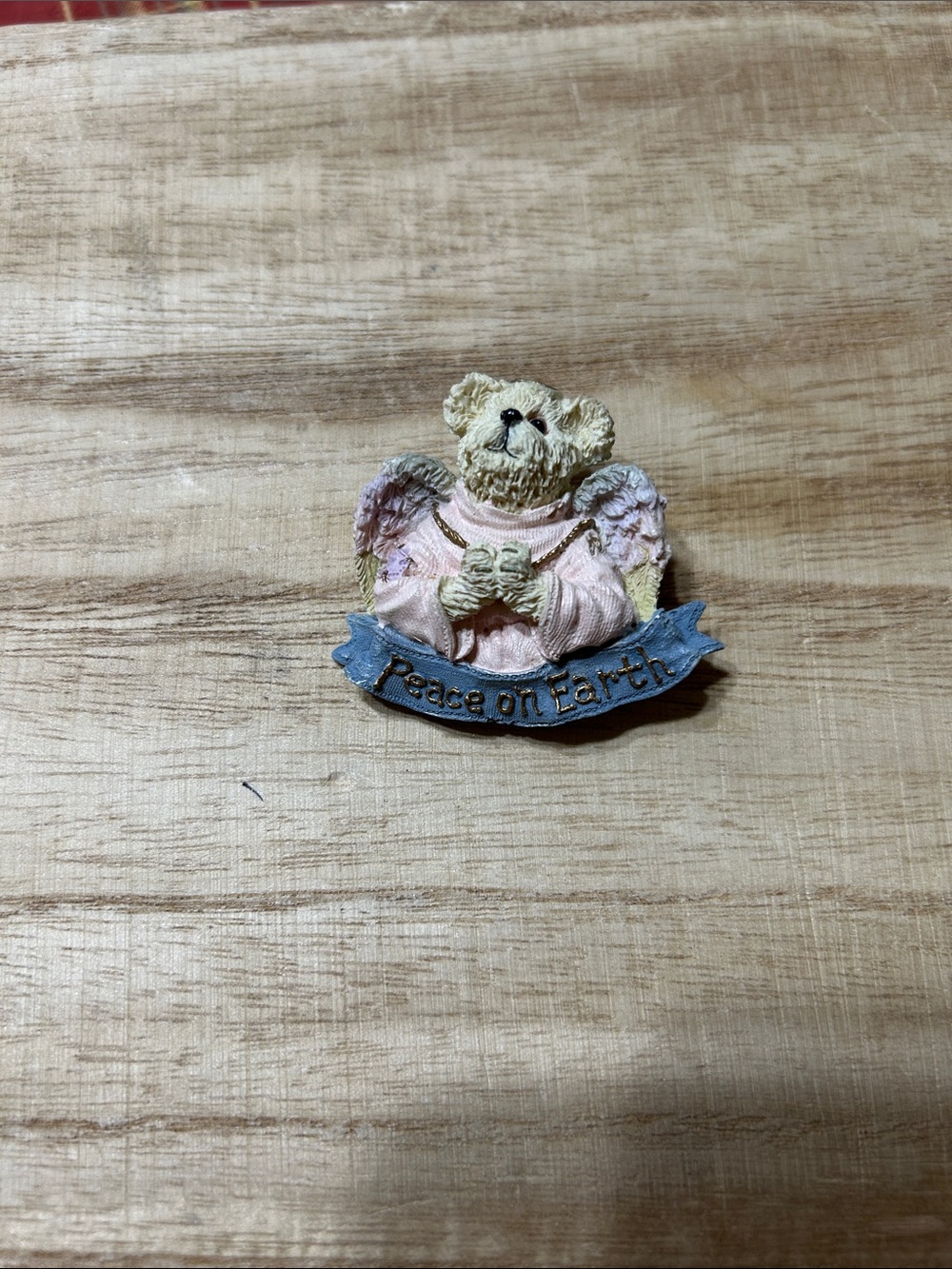 Vintage Boyds Bears “Peace On Earth” Angel Bearwear Pin Brooch Resin Brooch